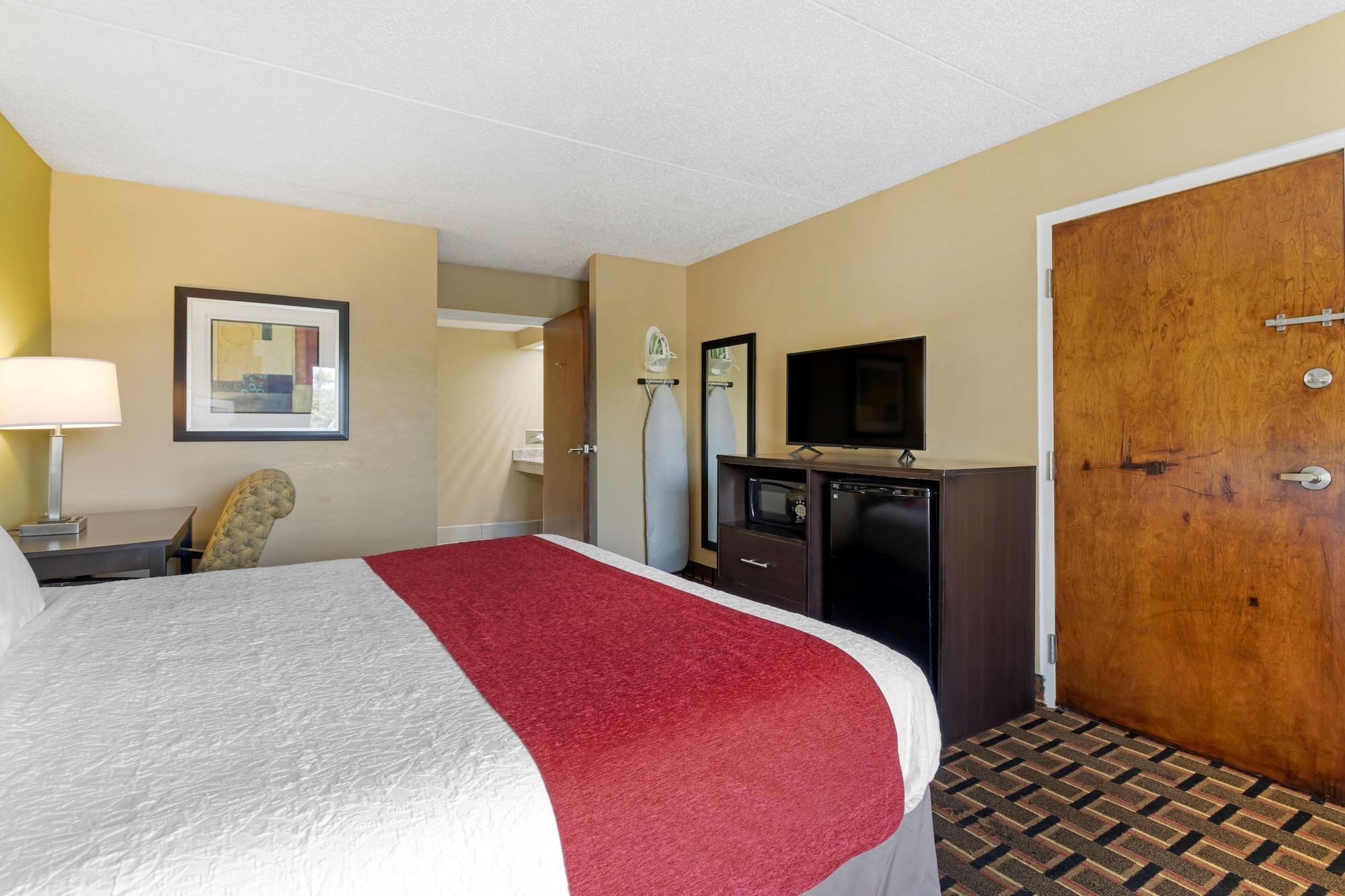 Surestay Hotel By Best Western Lenoir City Exteriör bild
